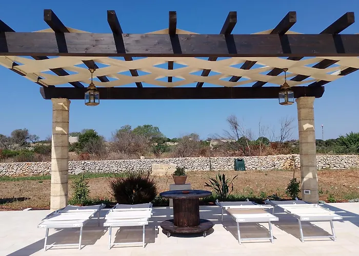 Dimora Ghibli Con Piscina Privata, Salento Villa