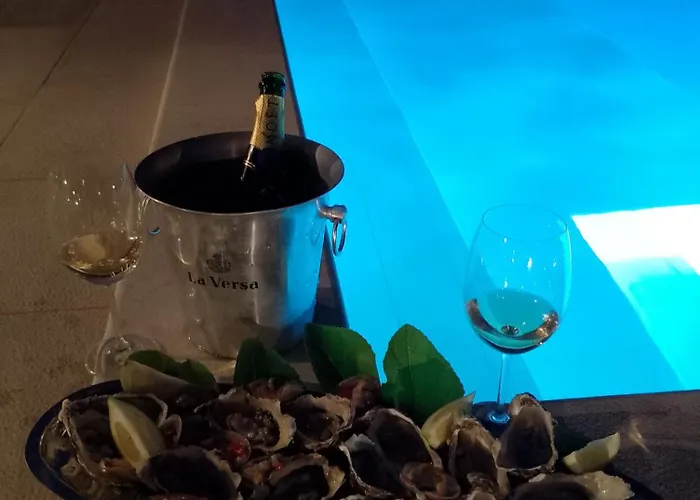 Dimora Ghibli Con Piscina Privata, Salento Villa